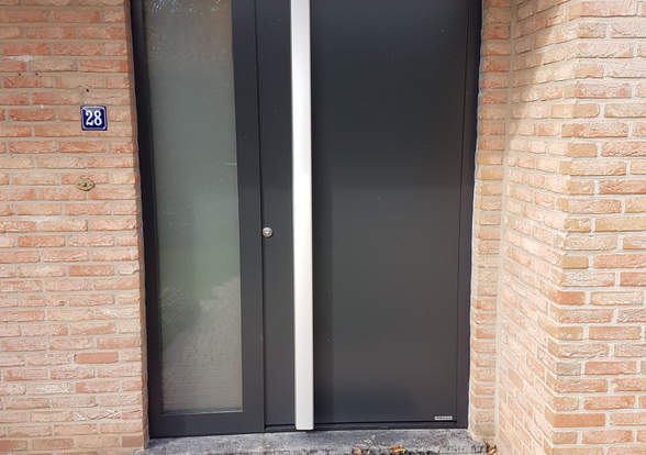 Porte d'entrée - Hörmann - Montré & Laga