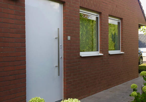 Porte d'entrée - Hörmann - Montré & Laga