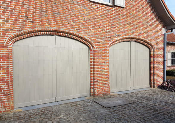 Portes sectionelle aspect bois/alu  - Hörmann - Montré & Laga