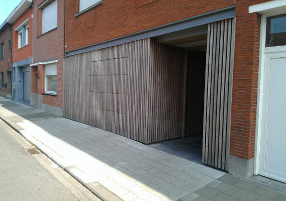 Portes sectionelle aspect bois/alu  - Hörmann - Montré & Laga