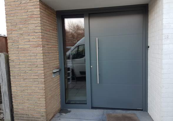 Porte d'entrée - Hörmann - Montré & Laga