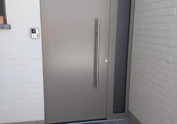 Porte d'entrée - Hörmann - Montré & Laga