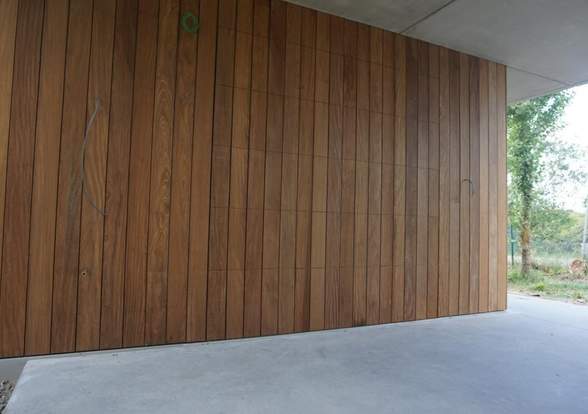Portes sectionelle aspect bois/alu  - Hörmann - Montré & Laga