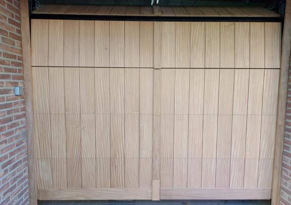 Portes sectionelle aspect bois/alu  - Hörmann - Montré & Laga