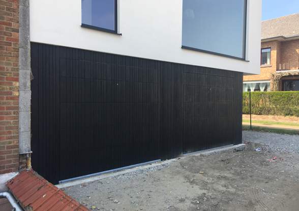 Portes sectionelle aspect bois/alu  - Hörmann - Montré & Laga