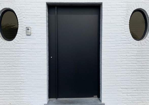 Porte d'entrée - Hörmann - Montré & Laga