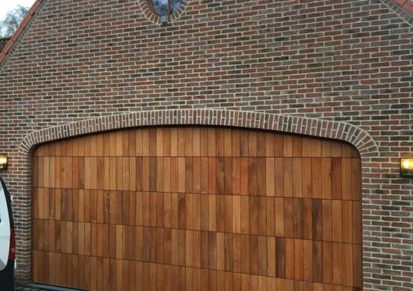 Portes sectionelle aspect bois/alu  - Hörmann - Montré & Laga