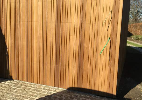 Portes sectionelle aspect bois/alu  - Hörmann - Montré & Laga