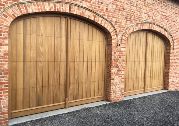 Portes sectionelle aspect bois/alu  - Hörmann - Montré & Laga