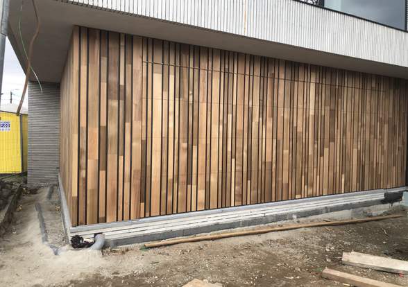 Portes sectionelle aspect bois/alu  - Hörmann - Montré & Laga