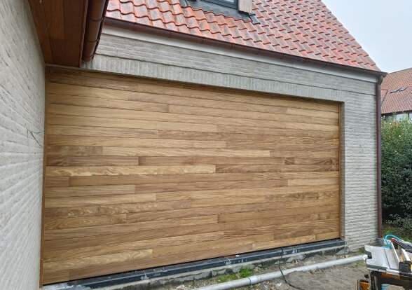 Sectionaalpoorten, belegd met hout/aluminium - Hörmann - Montré & Laga
